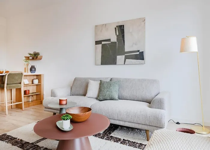 The Bright Life @ Boavista Flats