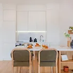 The Bright Life @ Boavista Flats Apartment *
