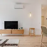 The Bright Life @ Boavista Flats Porto