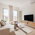 Apartment The Bright Life @ Boavista Flats