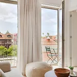 The Bright Life @ Boavista Flats