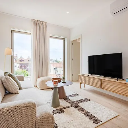 Апартаменты The Bright Life At Boavista Flats *