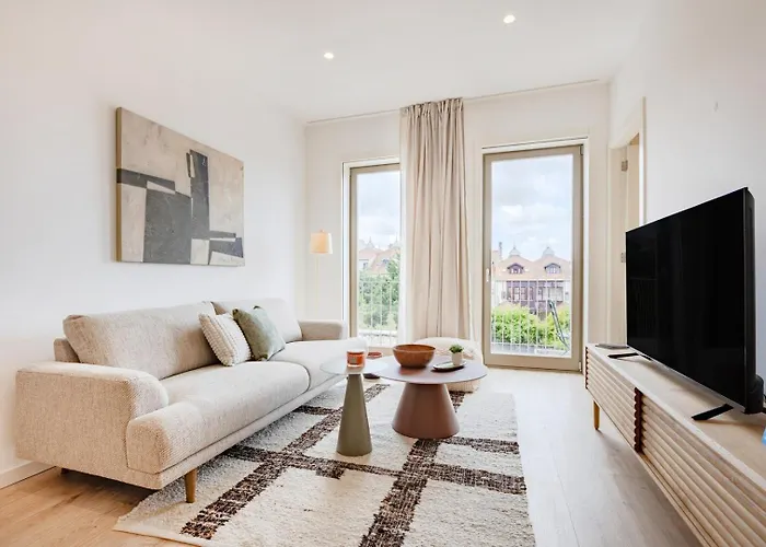 The Bright Life @ Boavista Flats *