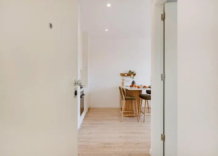 The Bright Life @ Boavista Flats